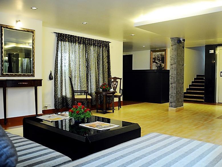 The Grand Serenity Apartment Hotel Bangalore Esterno foto