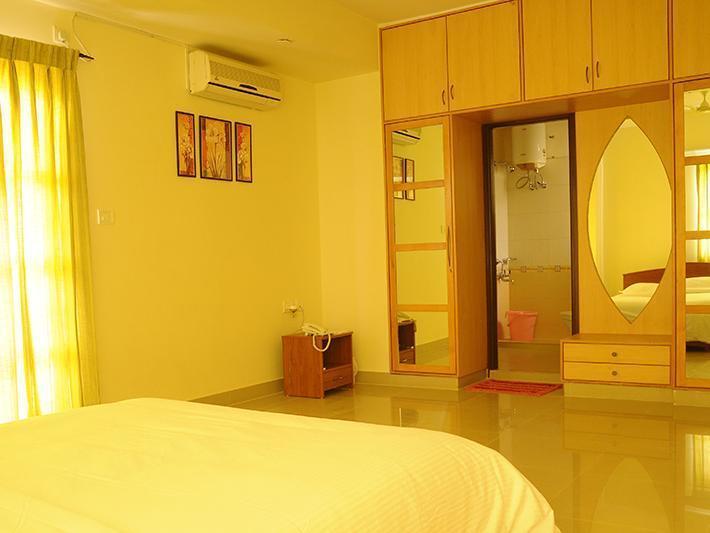 The Grand Serenity Apartment Hotel Bangalore Esterno foto