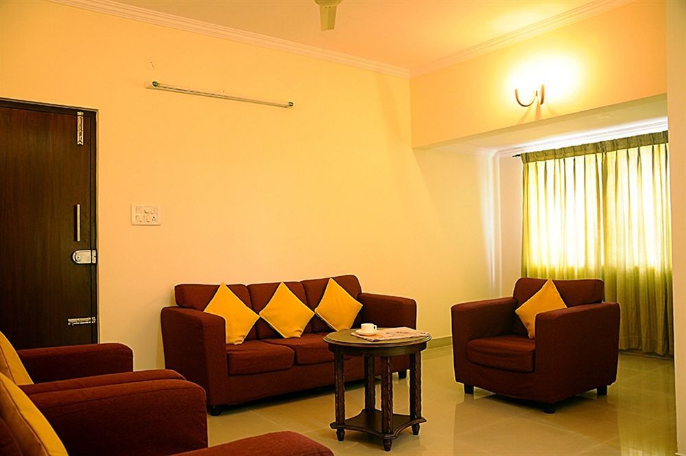The Grand Serenity Apartment Hotel Bangalore Esterno foto