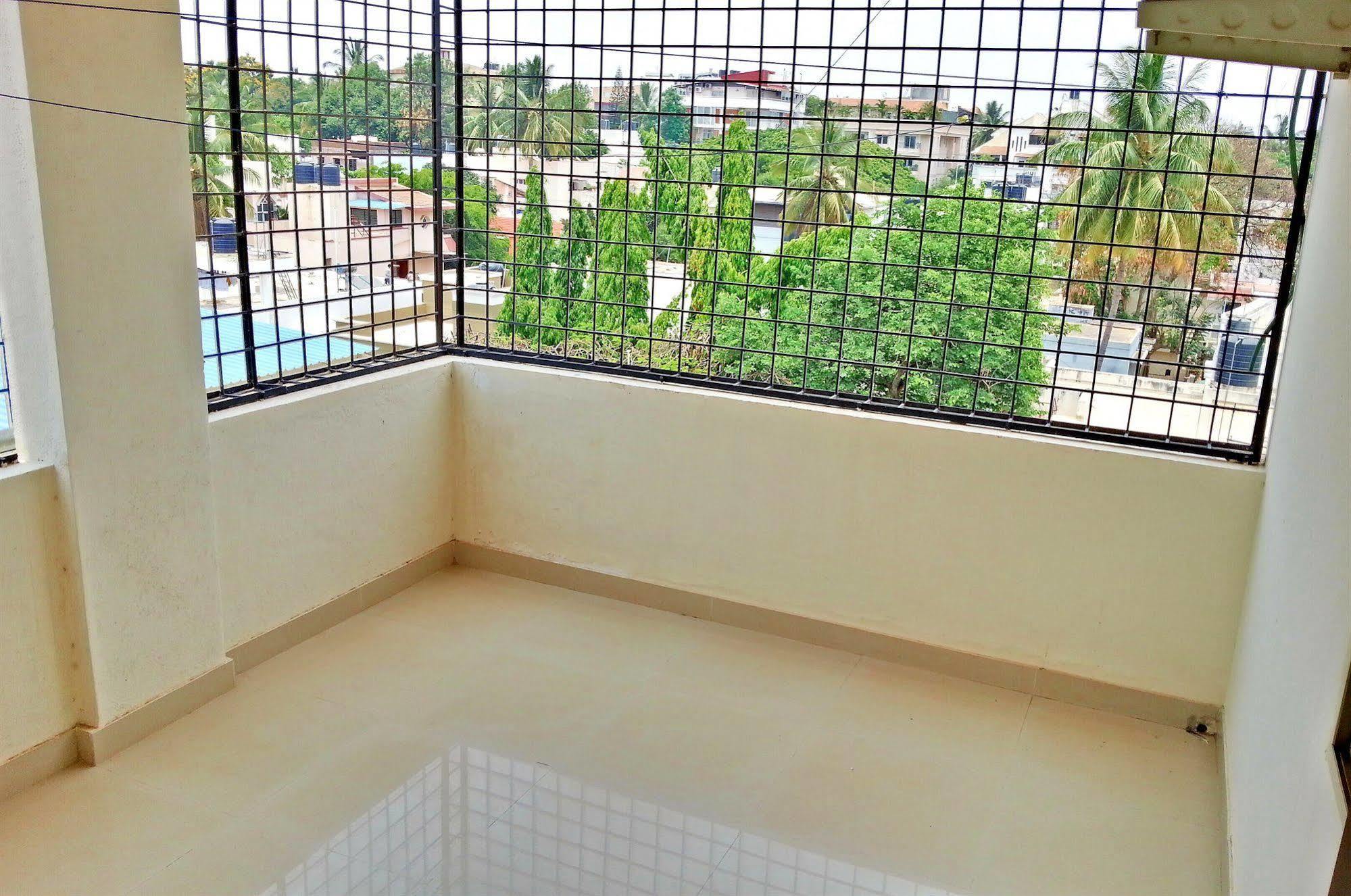 The Grand Serenity Apartment Hotel Bangalore Esterno foto